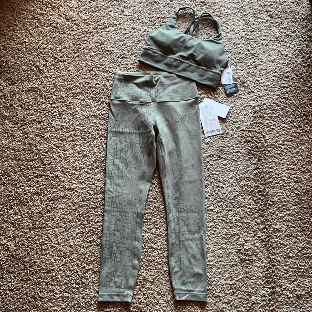 NWT Wunder Under High-Rise Tight and Long Energy Bra